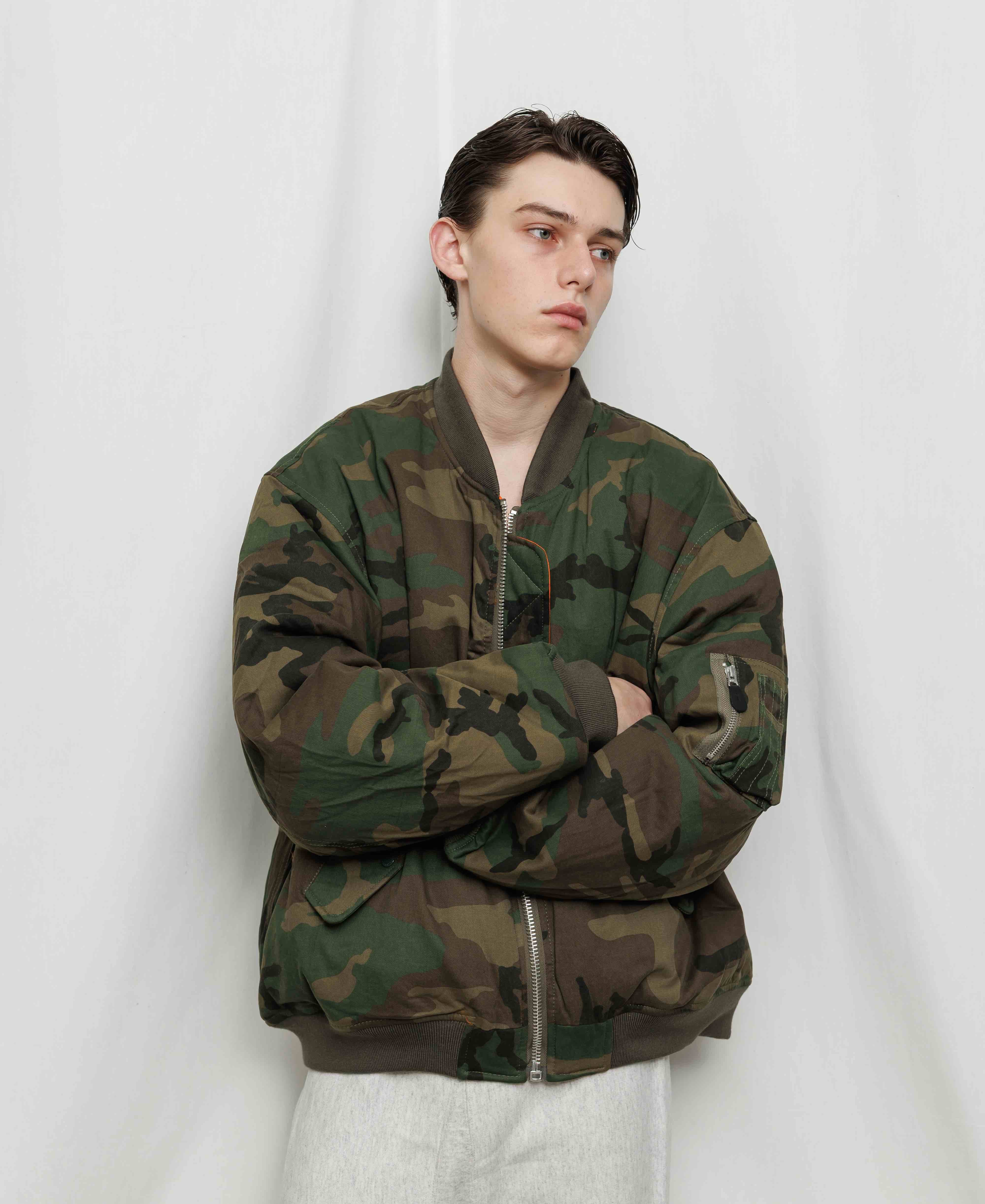 ヴィンテージウォッシュ コットンボンバージャケット | ウッドランド迷彩