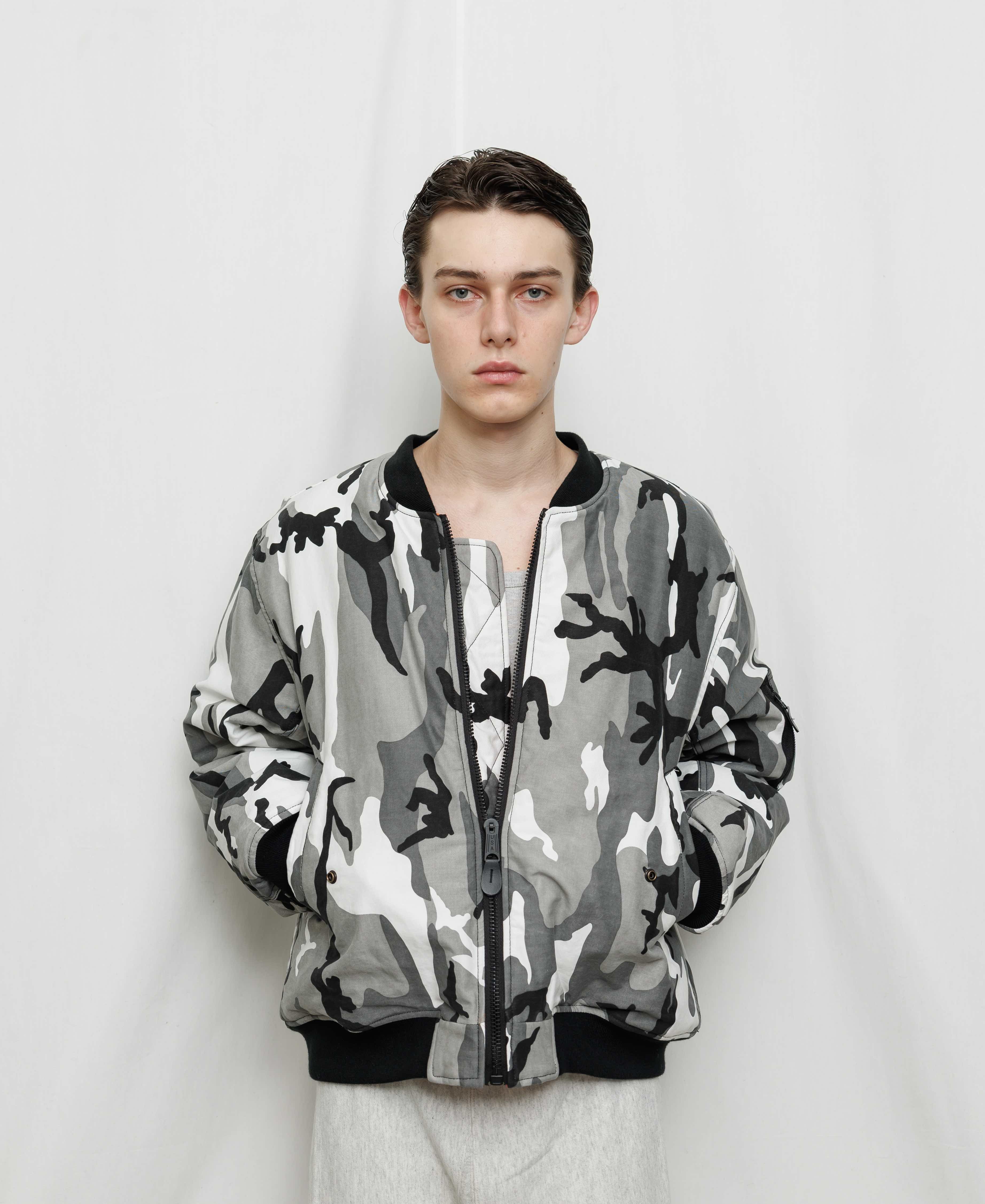 ヴィンテージウォッシュ コットンボンバージャケット | ヴァーティカルアーバン迷彩