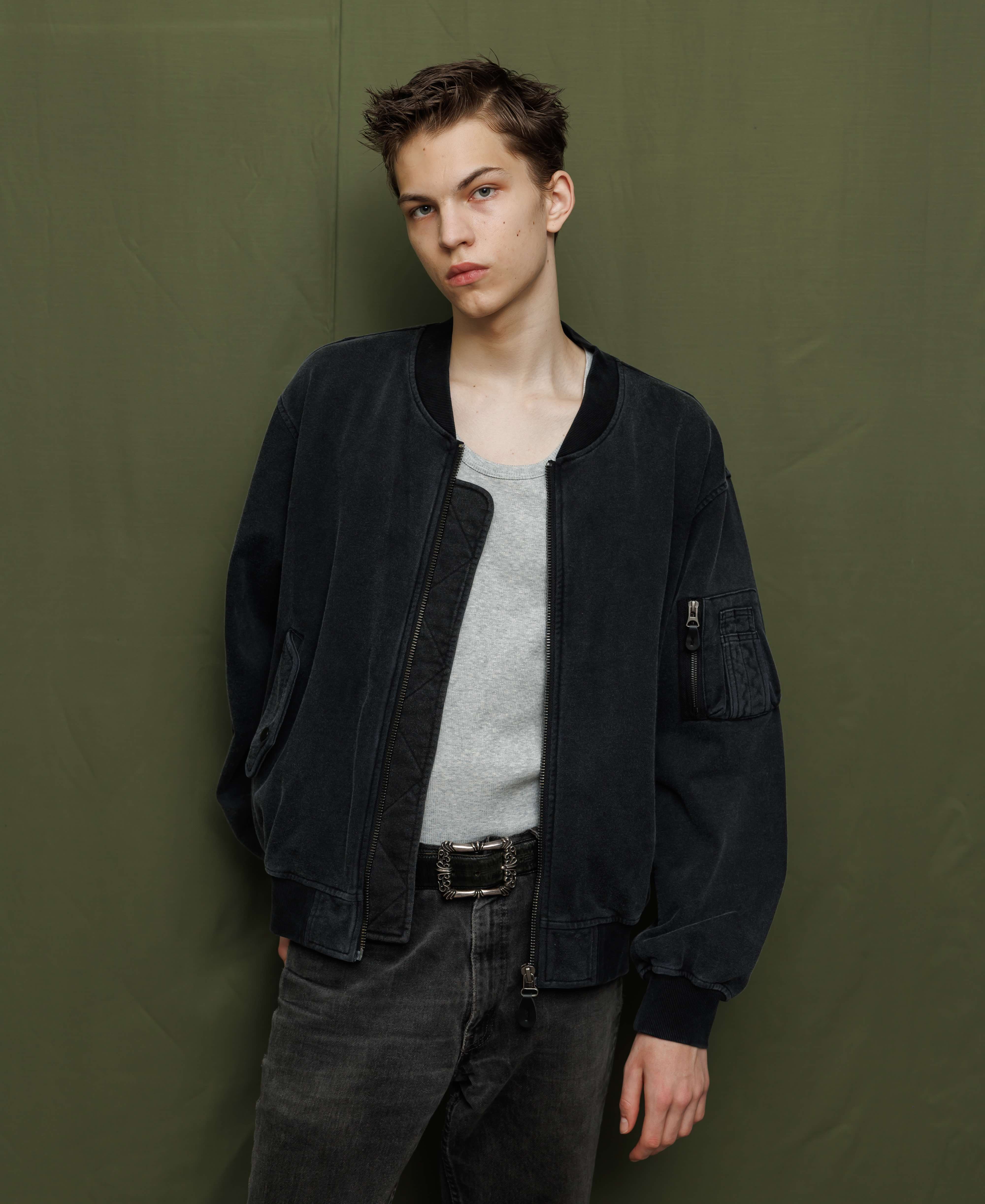 サンフェイドウォッシュ スウェットボンバージャケット - ブラック